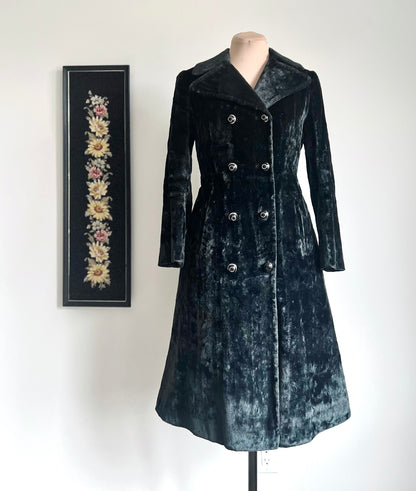 visitor coat