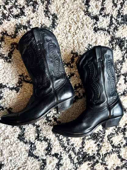 undercover of darkness boot